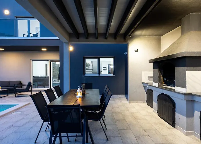 Villa Gabriel - *